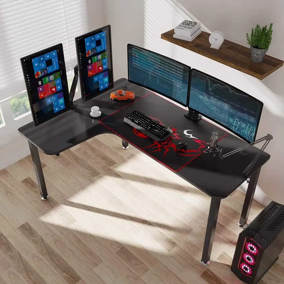 Z-Shaped desk